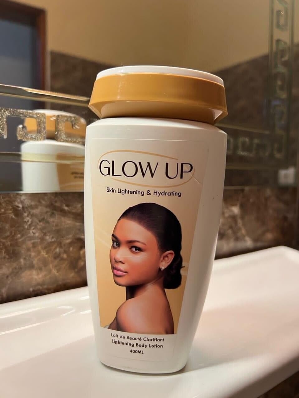 GLOWUP Lait eclaircissant Résultat Rapide Et Efficace GLOW UP - Kyabeauty